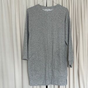 Evereve Gray Tunic Sweatshirt with Patch Pockets